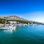 Gottwald By Interhome * Starigrad Paklenica