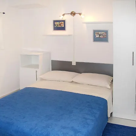 Gottwald - Srd305 By Interhome Starigrad Paklenica