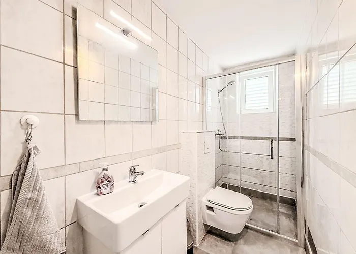 Gottwald By Interhome * Starigrad Paklenica