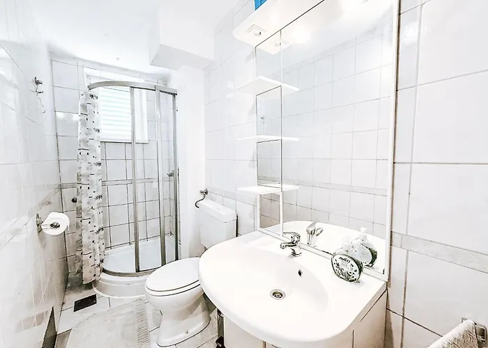 Gottwald By Interhome * Starigrad Paklenica