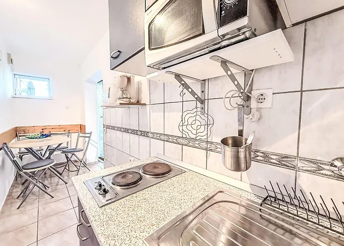 Gottwald By Interhome Starigrad Paklenica